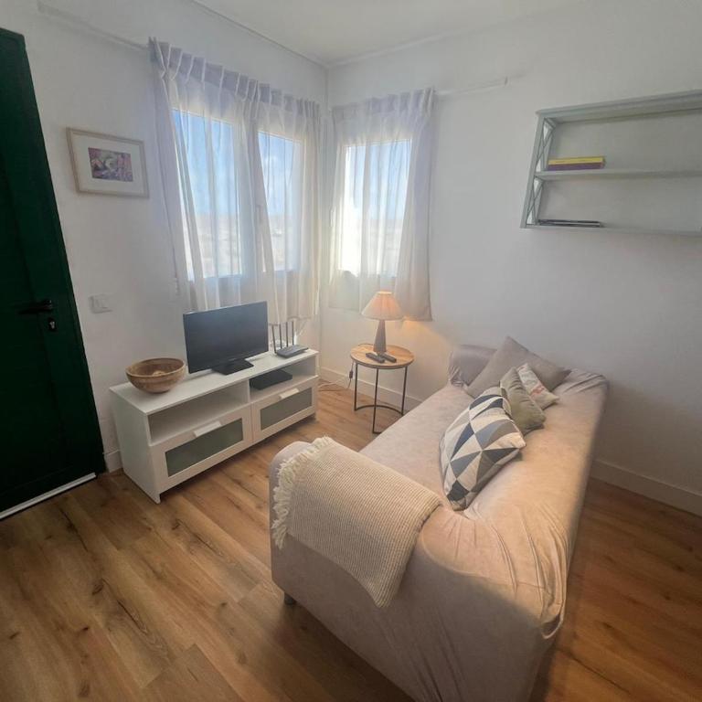 Casa Rafael - One-Bedroom Apartment - 10