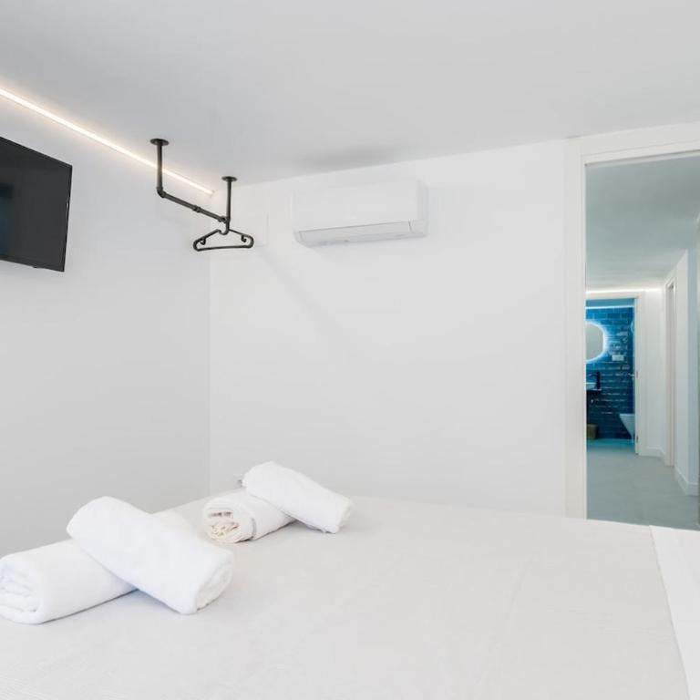 Buhaira suites, free parking and subway - Apartamento - 17