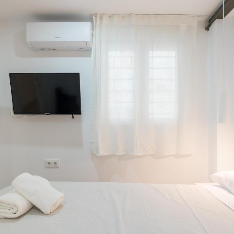 Buhaira suites, free parking and subway - Apartamento - 33