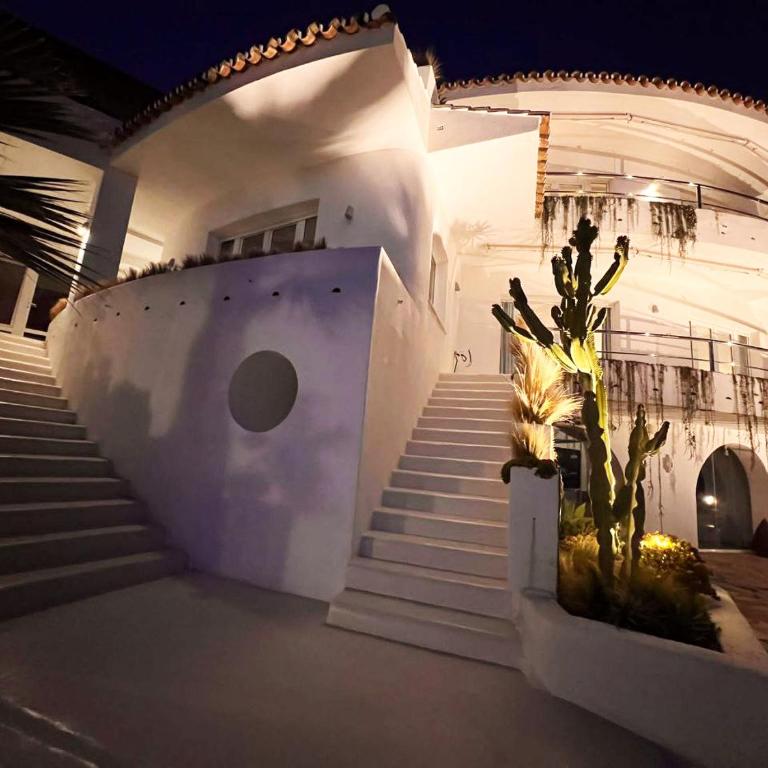 Villa R7- Luxury with Ocean Views - Villa - 22