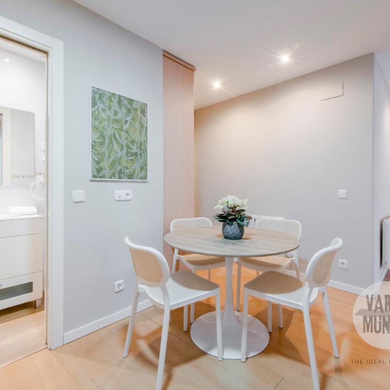 Leon Urban Suites - Two-Bedroom Apartment - 1