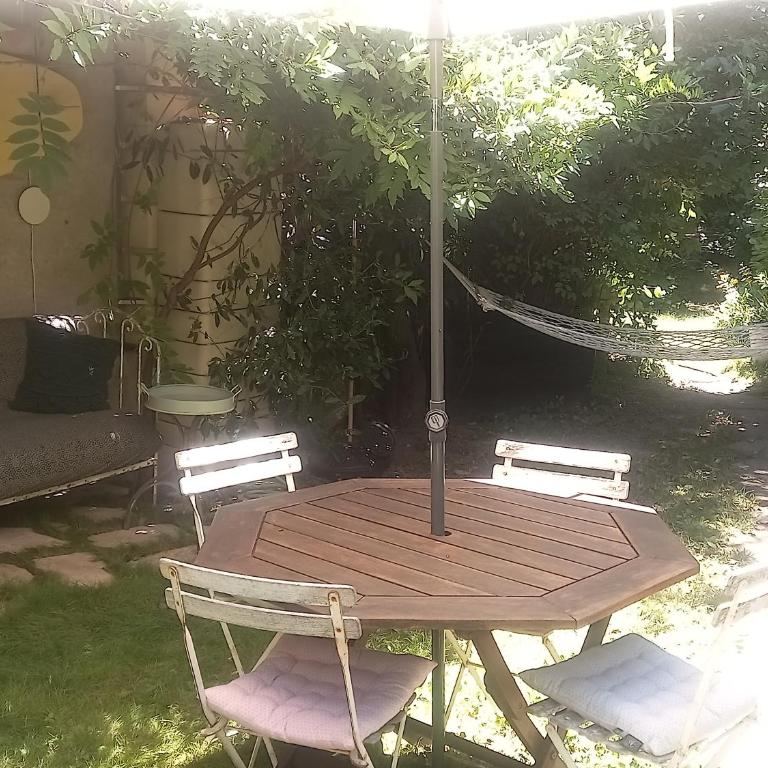 Appartement dans villa provençale, jardins et 3VTT disponibles - Appartement 1 Chambre - 3