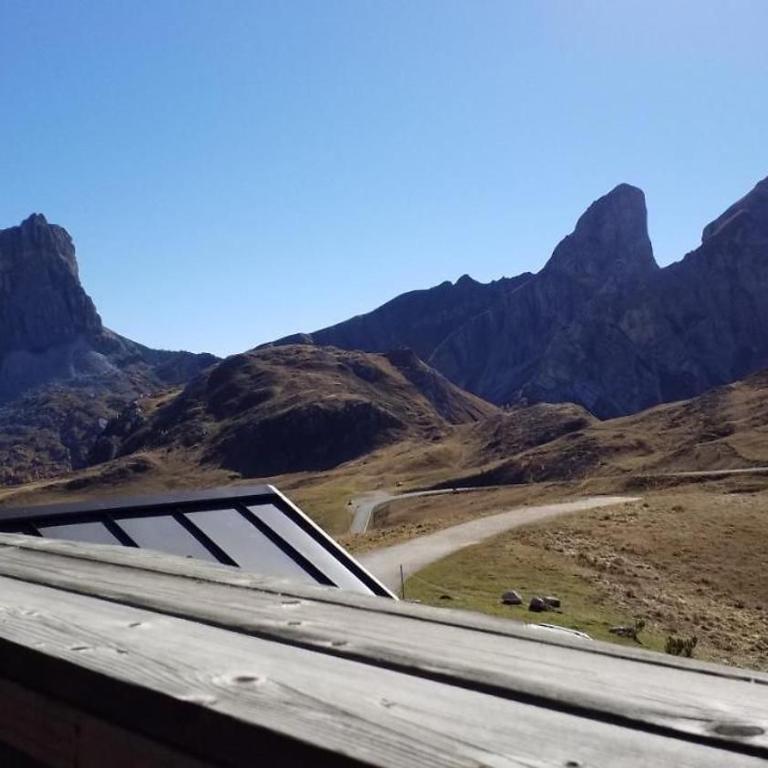 Esperienza Unica al Passo Giau - Appartamento con Vista Panoramica - Appartamento con 2 Camere da Letto e Balcone - 13