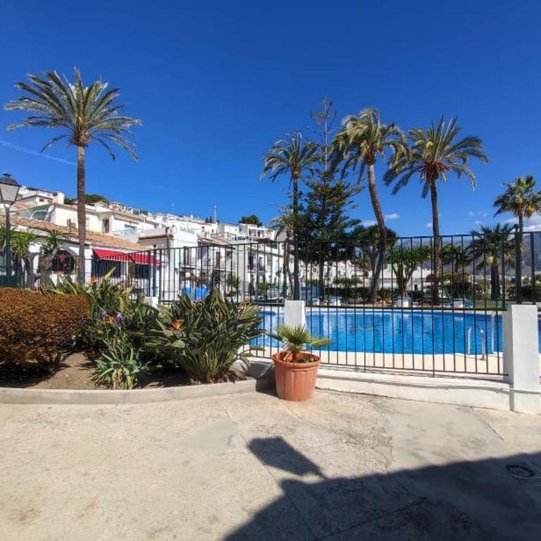 Beautiful 4 bedroom town house in Punta Lara Nerja - Casa de 4 dormitorios - 5