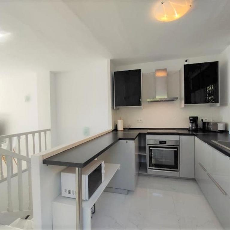 Beautiful 4 bedroom town house in Punta Lara Nerja - Casa de 4 dormitorios - 20