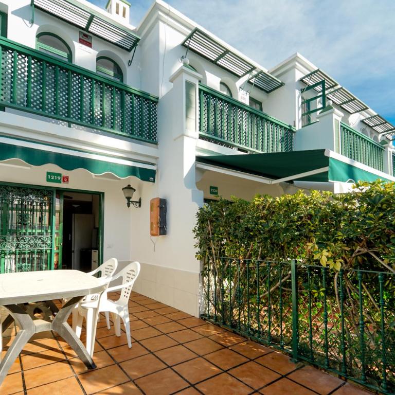 Green Haven Bungalow with Pool & Garden Terrace By Canarias Prime Homes - Apartamento de 1 dormitorio - 29