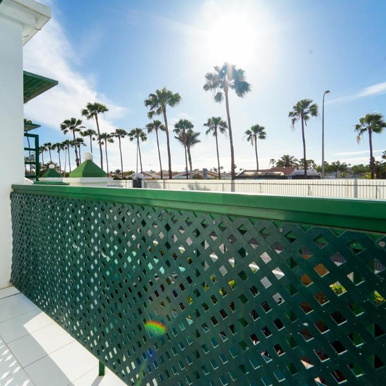 Green Haven Bungalow with Pool & Garden Terrace By Canarias Prime Homes - Apartamento de 1 dormitorio - 50