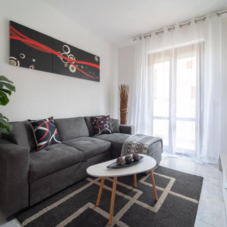 Holiday House Costantino - Three-Bedroom Apartment with Balcony - 19
