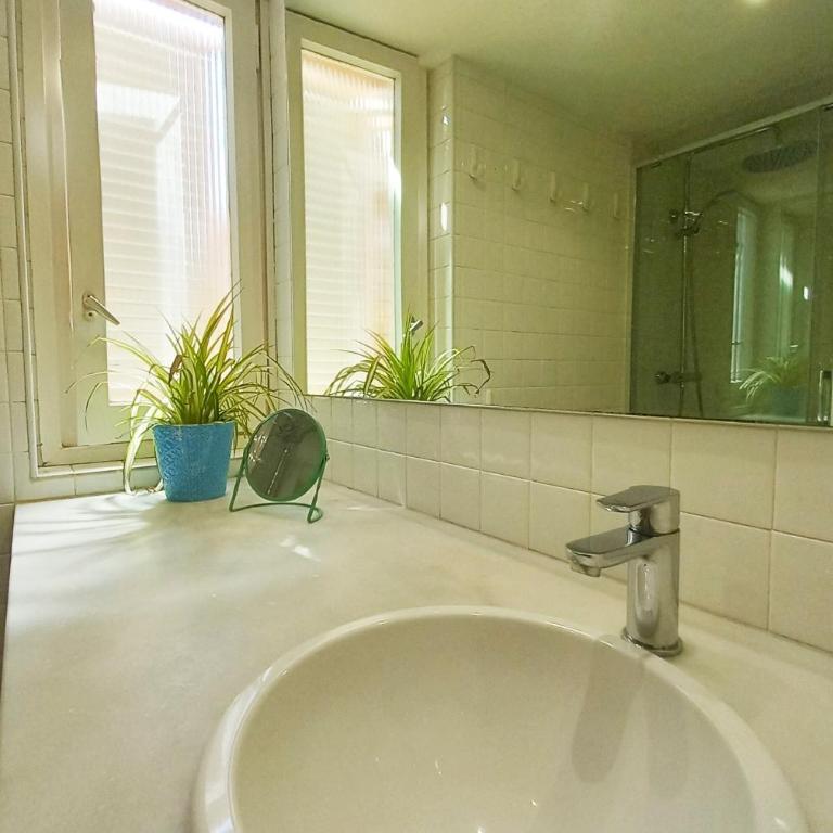 Verd i Blau - Apartament amb Piscina - Apartamento de 2 dormitorios con balcón y vistas al mar - 12