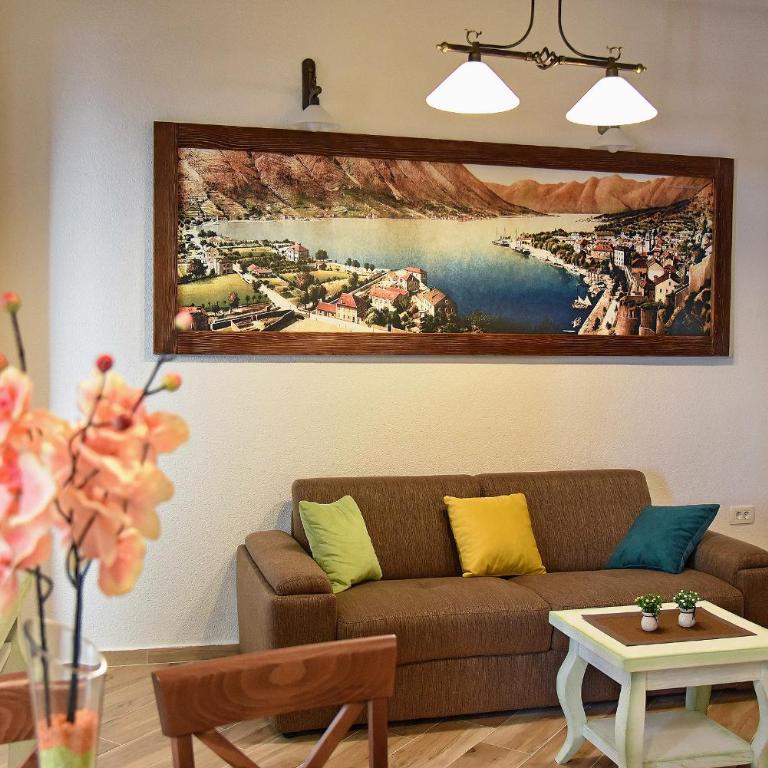 Apartments Kotor Old Town - Deluxe One-Bedroom Apartment - 15