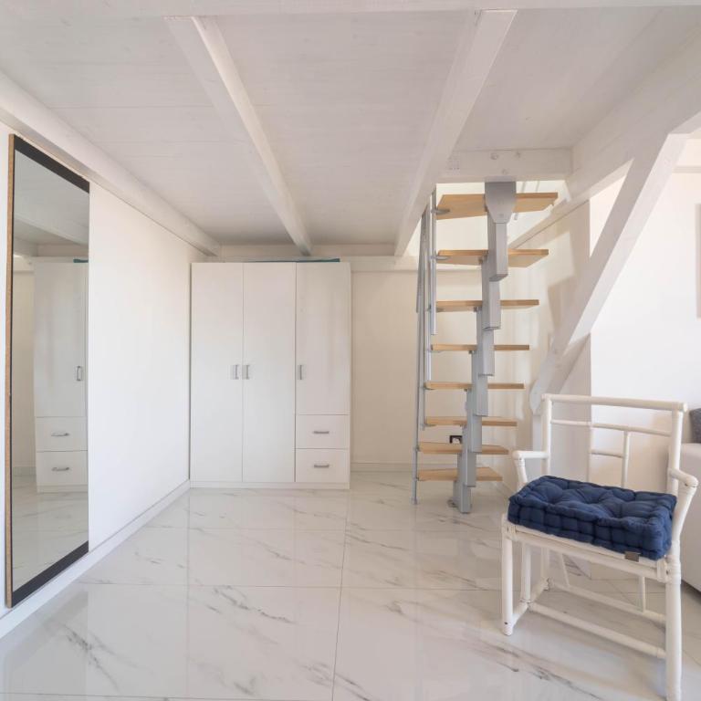 Vista Mare: Moderno Loft al Centro di Alghero - Appartamento con 1 Camera da Letto - 11