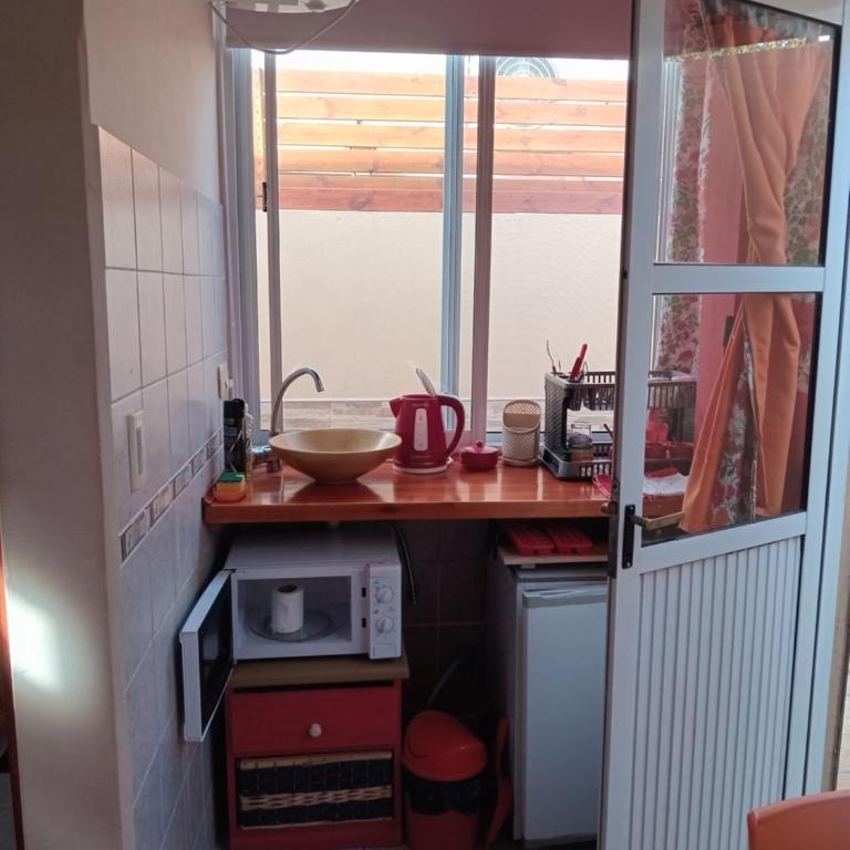 El Paraiso - Studio Apartment (No Kitchen) - 2