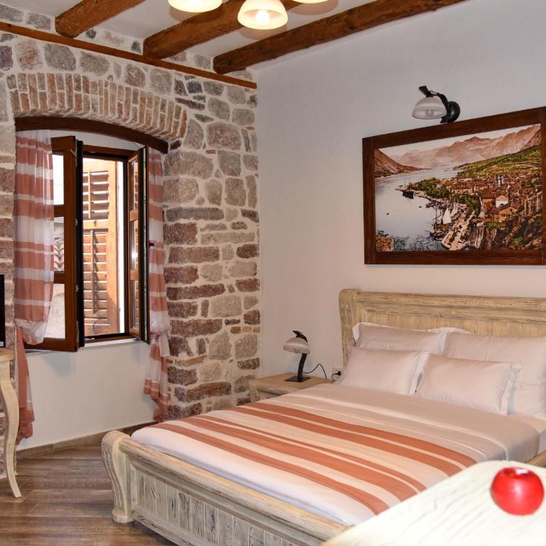 Apartments Kotor Old Town - Deluxe Apartment - 5