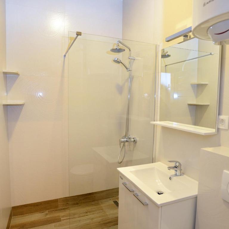Apartments Kotor Old Town - Deluxe Apartment - 19