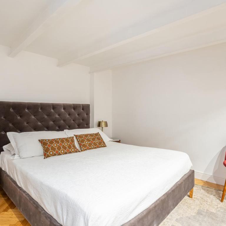 Entire Building with 4 Apartments near the Colosseum - Appartamento - Piano Terra - 1