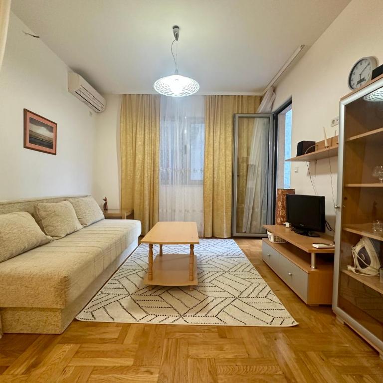 Apartment Caramel Petrovac - One-Bedroom Apartment - 1