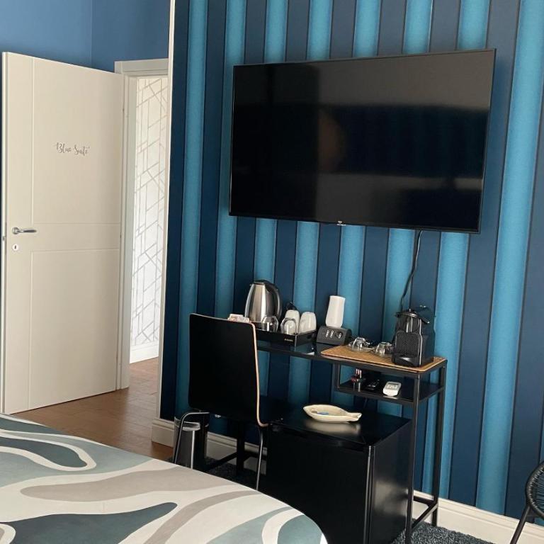 KeRo Luxury Rooms - Deluxe Double Room with Balcony - 11
