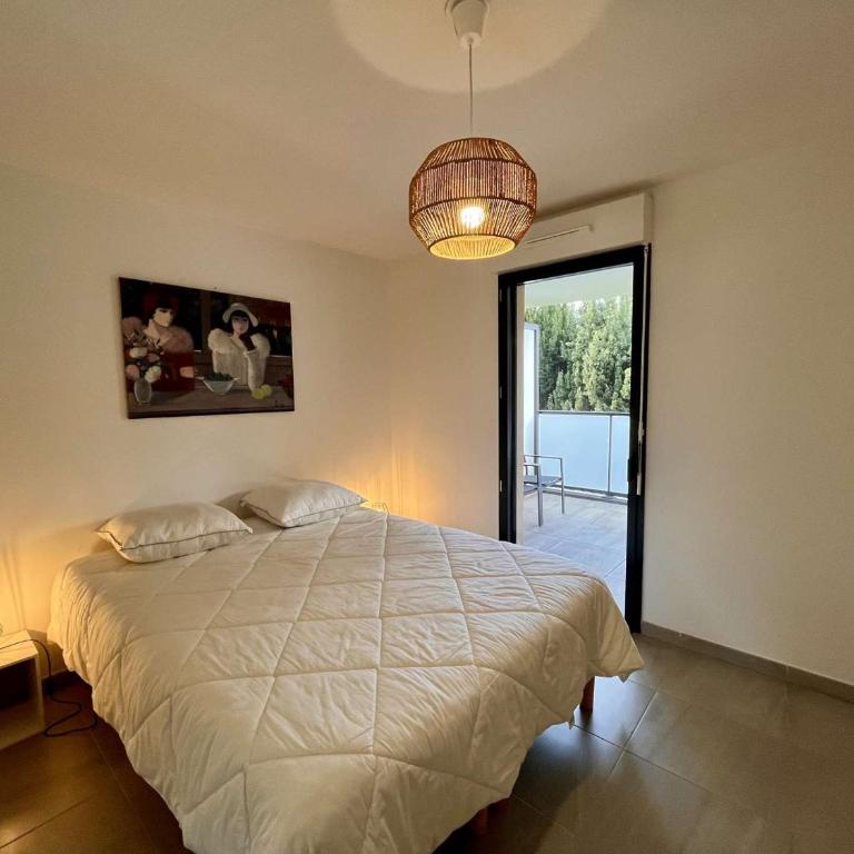 Appartement Neuf Climatisé, Terrasse, Parking, Plage à Pied, Cavalaire-sur-Mer - FR-1-226B-106 - Appartement - 8