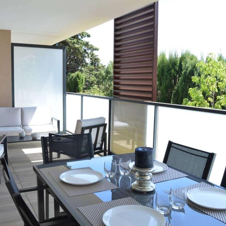 Appartement Neuf Climatisé, Terrasse, Parking, Plage à Pied, Cavalaire-sur-Mer - FR-1-226B-106 - Appartement - 10