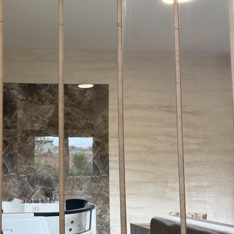 Place to Be - Modern Jacuzzi House in Vozdovac - Two-Bedroom House - 8