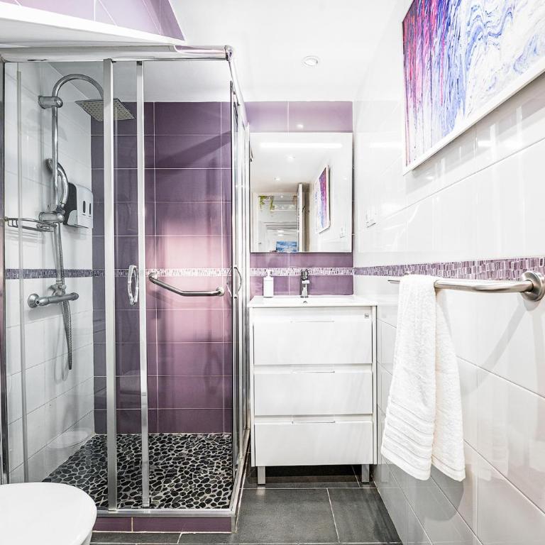 Privé Paradise - Two-Bedroom House - 34