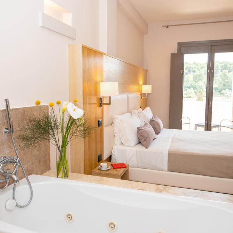 Basiliani - CDSHotels - Suite con Vasca Idromassaggio - 3