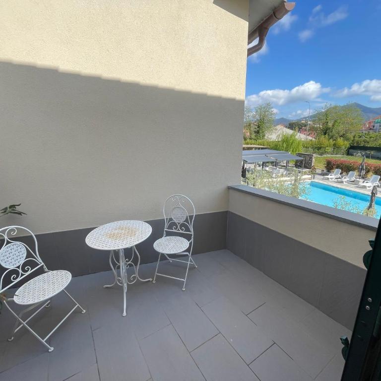 Il Canneto - Camera Matrimoniale con Vista Piscina - 6