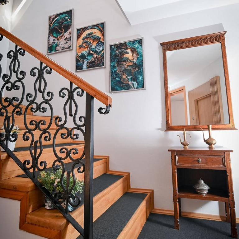 Sedef Apartments - King Suite with Balcony - 5