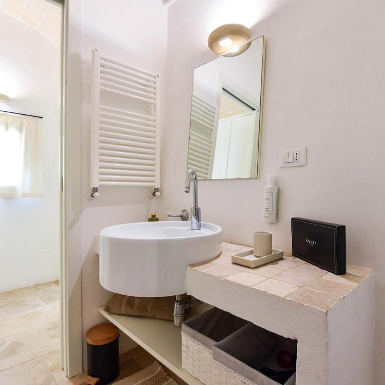 Borgo Elaia - Camera Matrimoniale con Bagno Privato - 8