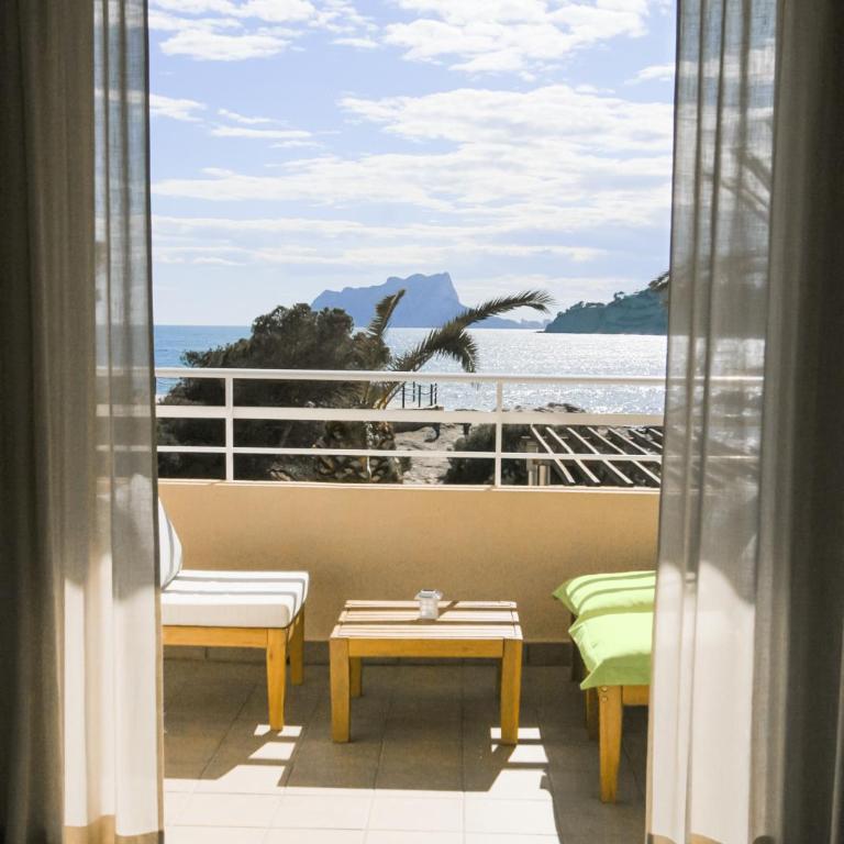 Moraira Beach 1 - Three-Bedroom Apartment - 34