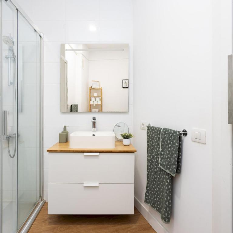 Home2Book City Center Cozy Apartment in Santa Cruz - Apartamento de 2 dormitorios - 19