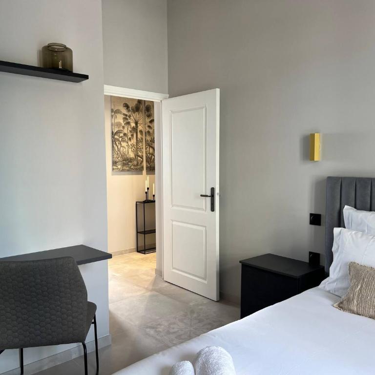 Menton City Center One Bedroom , Beach & Sea View #15 - One-Bedroom Apartment - 10