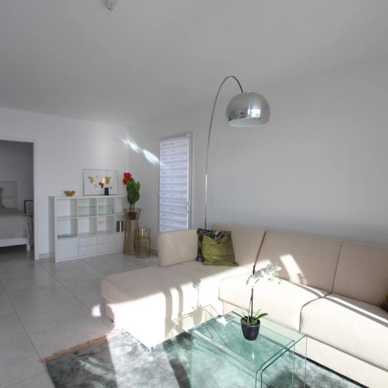 Luxurious Apartments Monaco&SeaView, InfinityPool&Parking - Appartement - Vue sur Piscine - 2