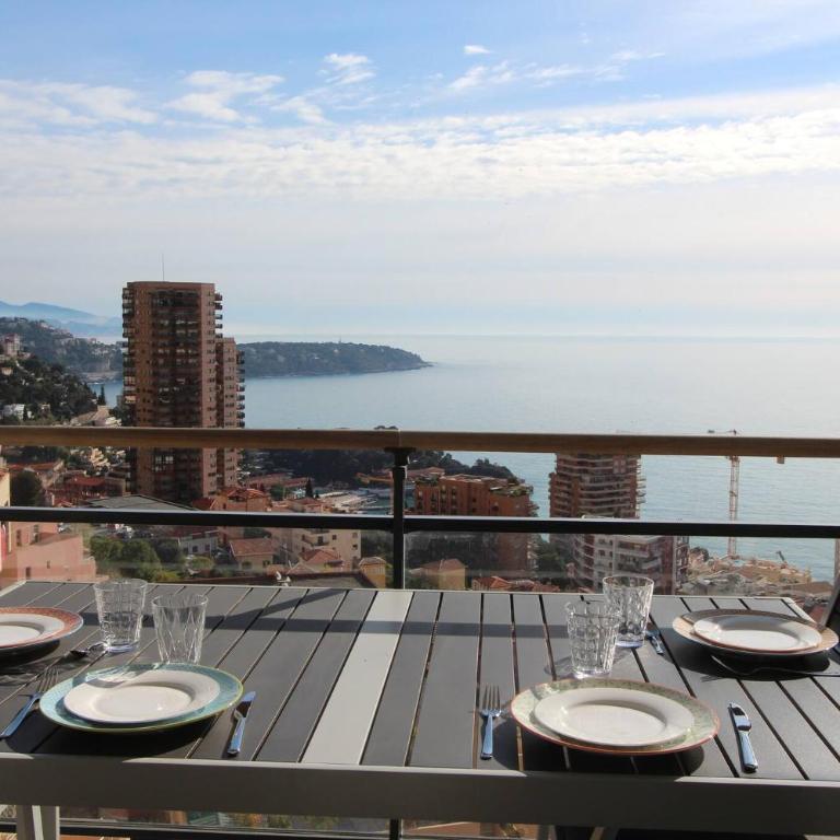 Luxurious Apartments Monaco&SeaView, InfinityPool&Parking - Appartement - Vue sur Piscine - 21
