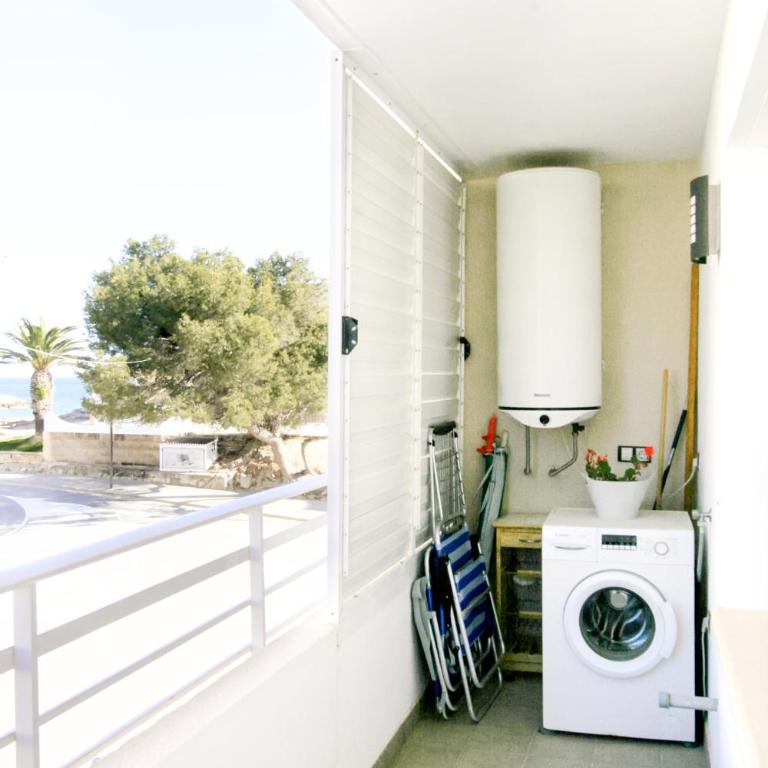 Moraira Beach 1 - Three-Bedroom Apartment - 50