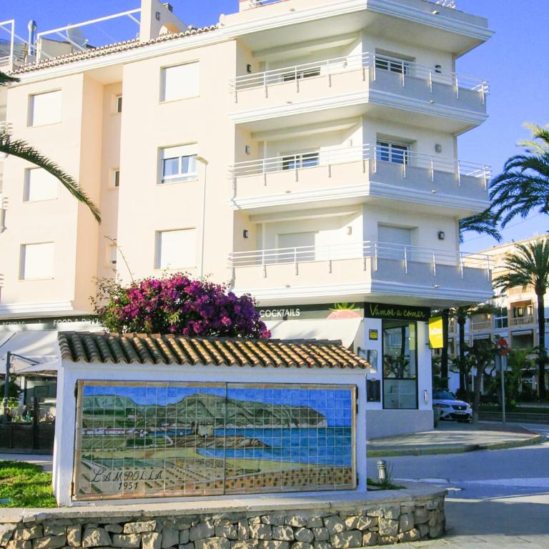Moraira Beach 1 - Three-Bedroom Apartment - 56