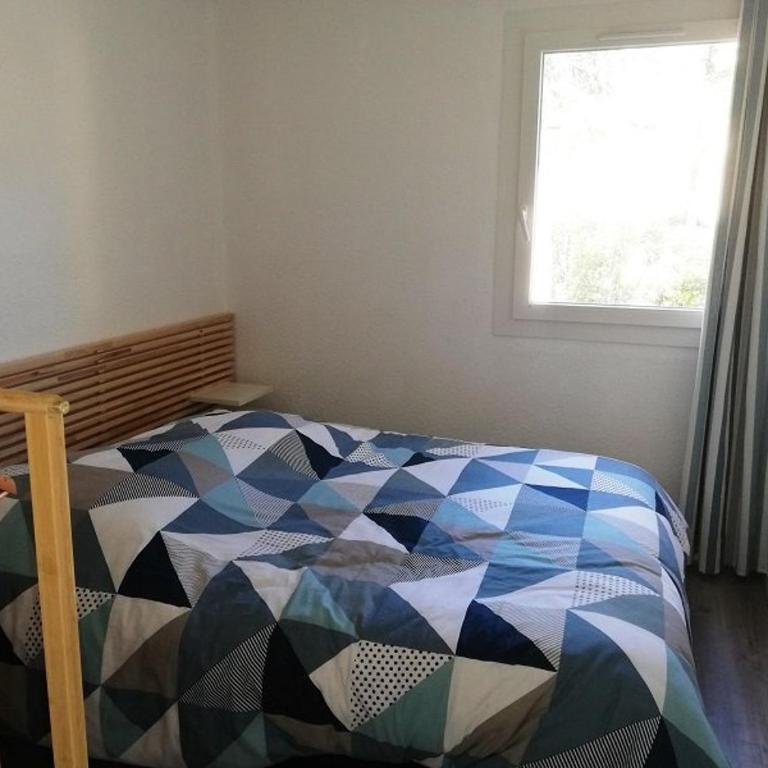 AGREABLE APPARTEMENT AVEC PARKING DANS UNE RESIDENCE ARBOREE TRES CALME - One-Bedroom Apartment with Terrace - 5