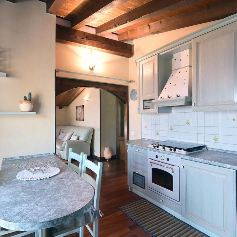 Lake Breeze Salò - Appartamento con 2 Camere da Letto e Vista Lago - 5