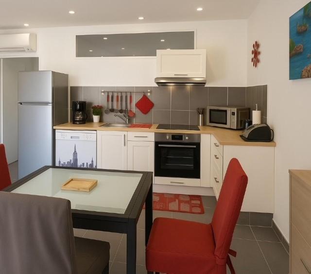 2 pièces dans villa avec piscine & parking -Cannes à 10 mns - Apartamento de 1 dormitorio - 15