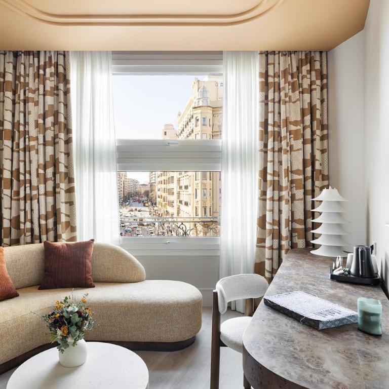 One Shot Puerta Ruzafa - Double or Twin Room with City View - 10