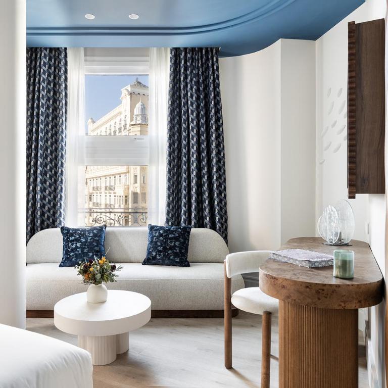 One Shot Puerta Ruzafa - Double or Twin Room with City View - 16