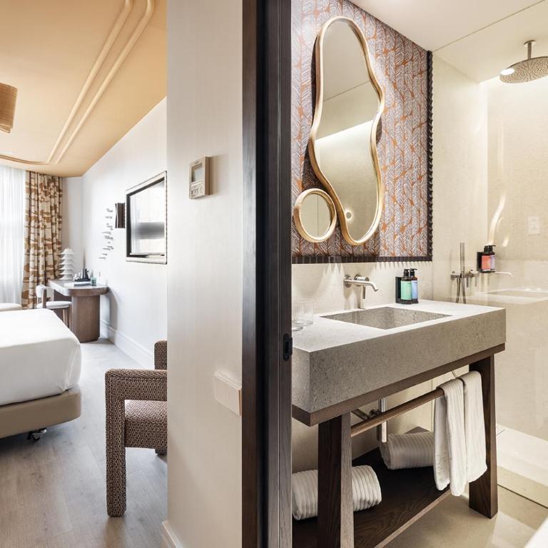 One Shot Puerta Ruzafa - Double or Twin Room with City View - 15