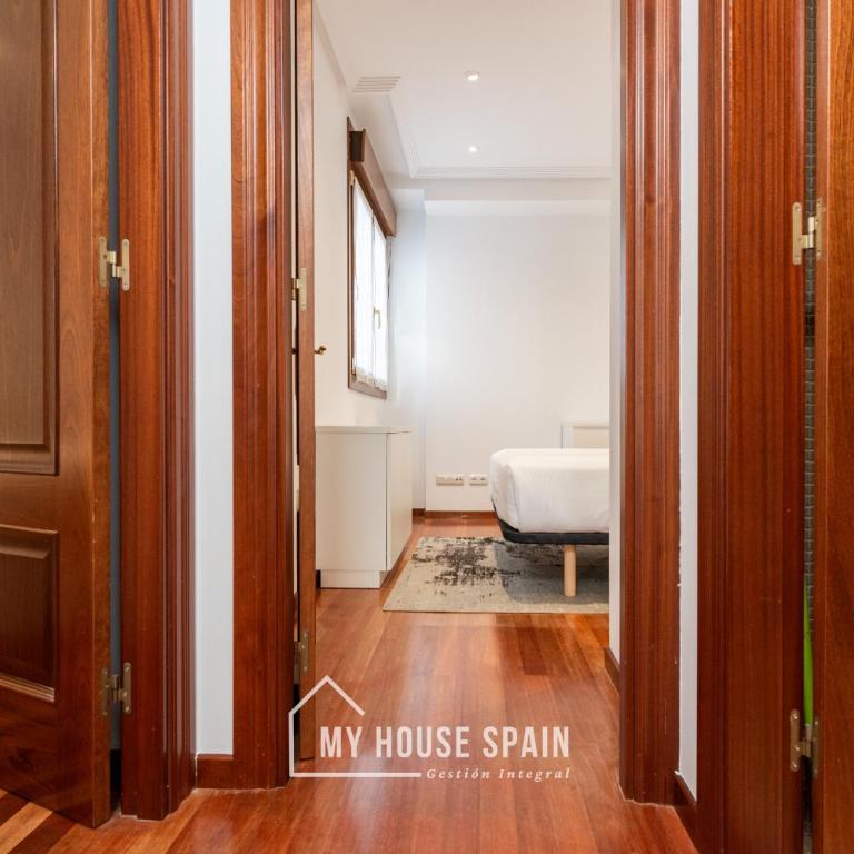 MyHouseSpain - Luminoso piso en el Centro de Gijón - Apartamento de 2 dormitorios - 15
