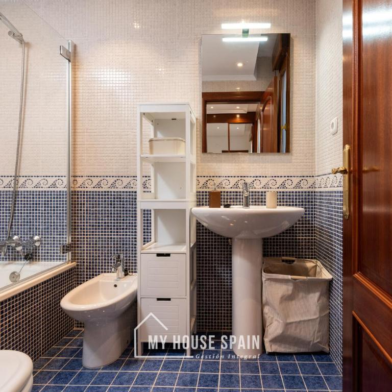 MyHouseSpain - Luminoso piso en el Centro de Gijón - Apartamento de 2 dormitorios - 12