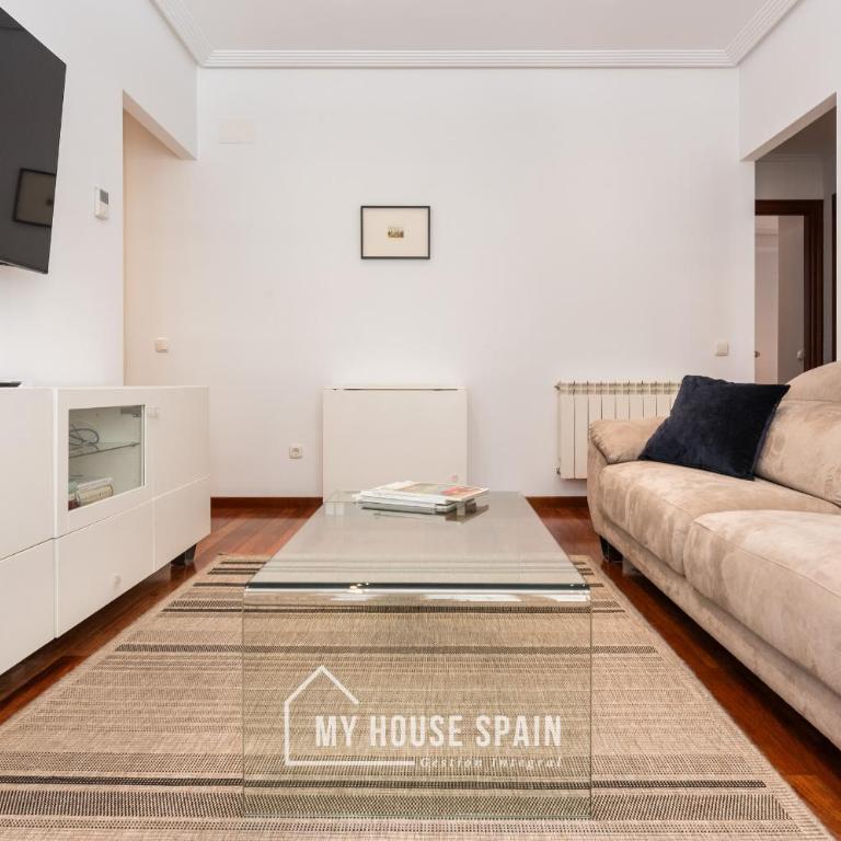 MyHouseSpain - Luminoso piso en el Centro de Gijón - Apartamento de 2 dormitorios - 5