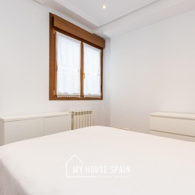 MyHouseSpain - Luminoso piso en el Centro de Gijón - Apartamento de 2 dormitorios - 16