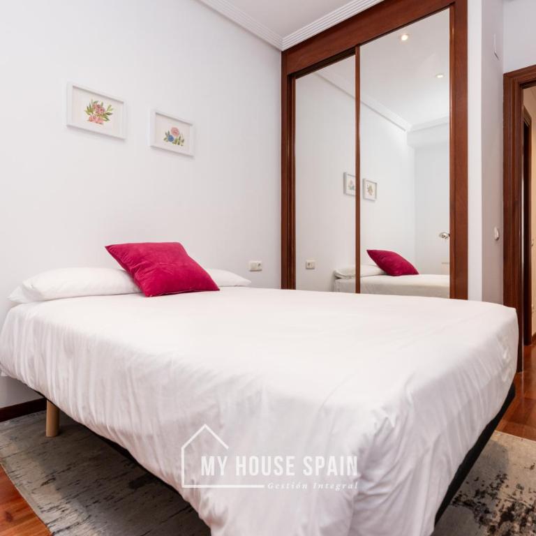 MyHouseSpain - Luminoso piso en el Centro de Gijón - Apartamento de 2 dormitorios - 17