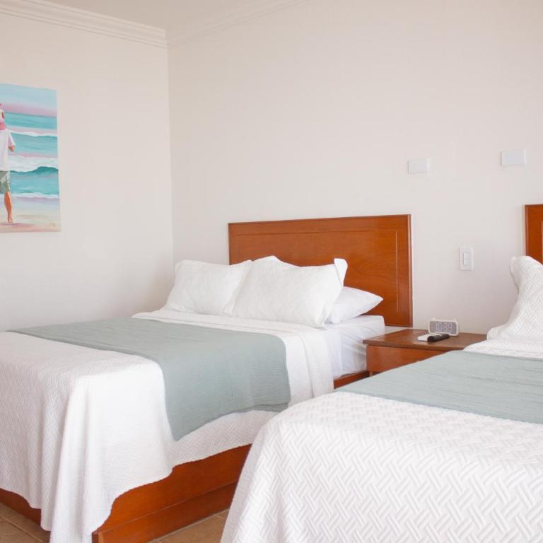 Costa Elegante Hotel & Suites - Deluxe Double Room with Balcony - 7
