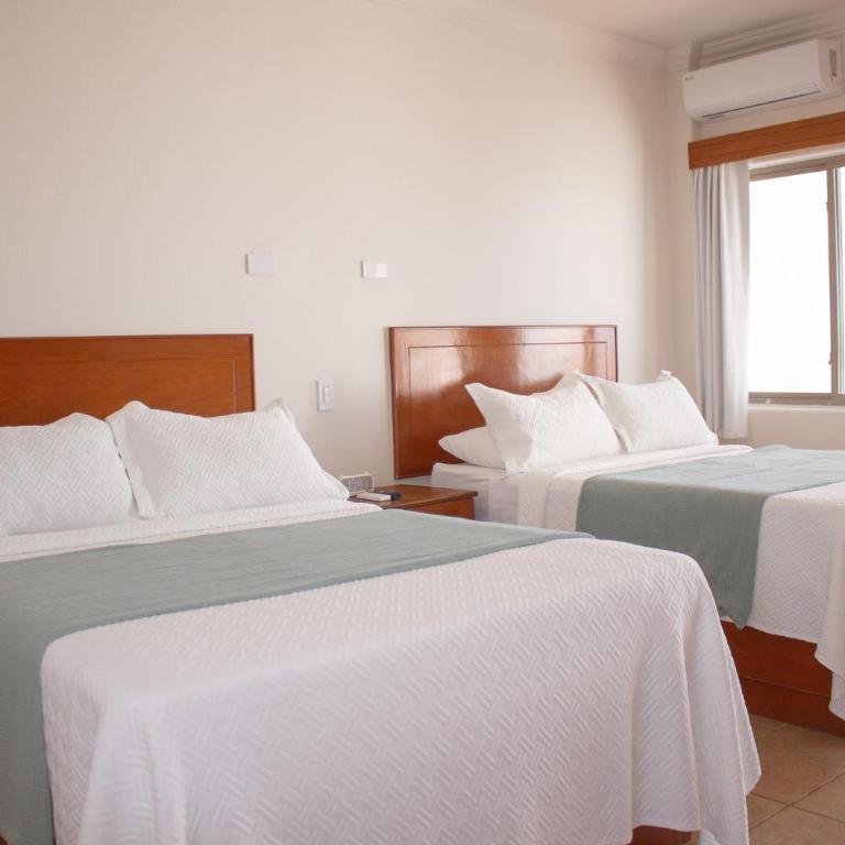 Costa Elegante Hotel & Suites - Deluxe Double Room with Balcony - 5