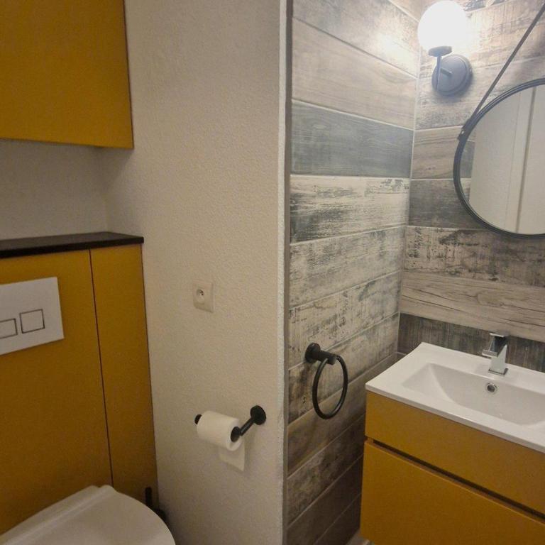 Studio 4 pers rénové, central Valfréjus, balcon - FR-1-265-363 - Estudio - 13